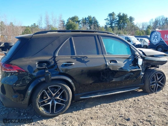 2021 Mercedes-Benz GLE with VIN 4JGFB6BB0MA442181, listed as a IAAI auction lot 40923291 with NaN miles. Bid and sale history available at carsss.com. Image 13.