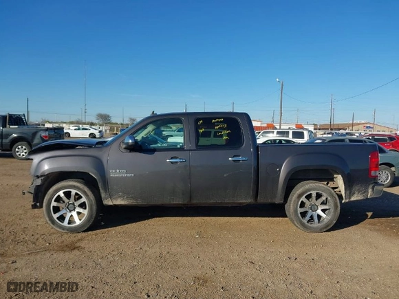 2011 GMC Sierra 1500 SLE with VIN 3GTP1VE03BG256407, listed as a IAAI auction lot 41318454 with 149,342 mi miles. Bid and sale history available at carsss.com. Image 14.