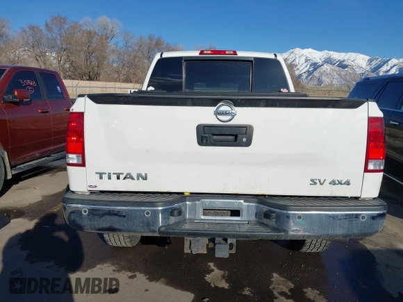 2013 Nissan Titan S with VIN 1N6AA0EC0DN306674, listed as a IAAI auction lot 41840347 with 139,551 mi miles. Bid and sale history available at carsss.com. Image 17.