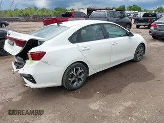 2020 Kia Forte LXS with VIN 3KPF24AD7LE142998, listed as a IAAI auction lot 42051498 with 166,013 mi miles and . Bid and sale history available at carsss.com. Image 4.