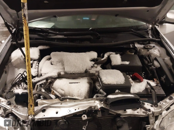 2014 Toyota Camry L with VIN 4T4BF1FK4ER412428, listed as a IAAI auction lot 41573095 with 130,000 mi miles. Bid and sale history available at carsss.com. Image 10.