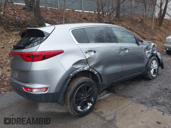 2017 Kia Sportage LX with VIN KNDPMCAC8H7173202, listed as a IAAI auction lot 41938786 with 80,022 mi miles and . Bid and sale history available at carsss.com. Image 4.