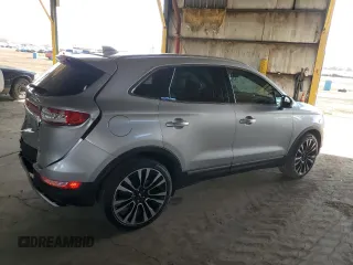 2019 Lincoln MKC Reserve with VIN 5LMTJ3DH4KUL37593, listed as a Copart auction lot 53260965 with 72,645 mi miles and Salvage title. Bid and sale history available at DreamBid. Image 3.