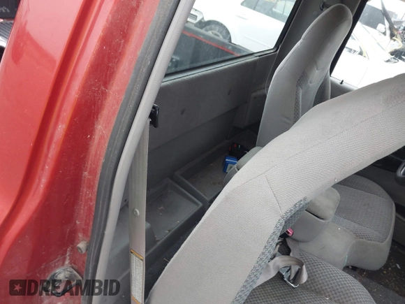 1999 Ford Ranger XL with VIN 1FTYR10C1XPB07486, listed as a IAAI auction lot 41992557 with 157,681 mi miles. Bid and sale history available at carsss.com. Image 8.