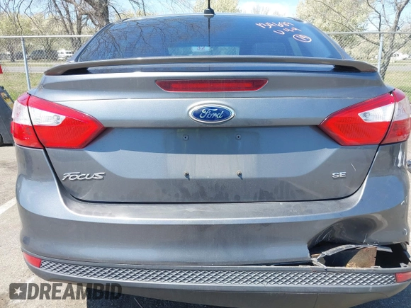 2012 Ford Focus SE with VIN 1FAHP3F25CL335319, listed as a IAAI auction lot 42079047 with 173,443 mi miles. Bid and sale history available at carsss.com. Image 11.