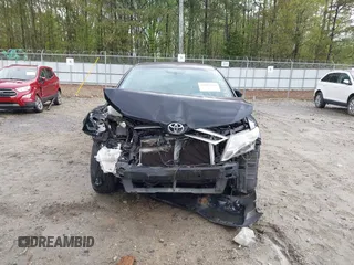 2013 Toyota Venza LE with VIN 4T3ZA3BB5DU063262, listed as a IAAI auction lot 41919520 with 150,603 mi miles. Bid and sale history available at carsss.com. Image 6.