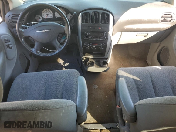 2006 Chrysler Town & Country LWB Touring with VIN 2A4GP54L96R760657, listed as a Copart auction lot 82355954 with 0 mi miles and Non Repairable. Bid and sale history available at carsss.com. Image 8.