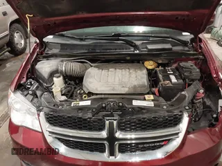 2019 Dodge Grand Caravan SXT with VIN 2C4RDGCG9KR678235, listed as a IAAI auction lot 41864931 with 127,848 mi miles and . Bid and sale history available at DreamBid. Image 10.