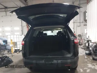 2020 Chevrolet Traverse LS with VIN 1GNEVLKW3LJ167596, listed as a IAAI auction lot 40993610 with 119,667 mi miles. Bid and sale history available at carsss.com. Image 18.