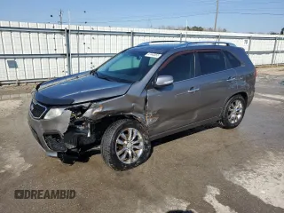 2012 Kia Sorento SX with VIN 5XYKW4A25CG212101, listed as a Copart auction lot 47440555 with 149,970 mi miles and Salvage Title. Bid and sale history available at carsss.com. Image 1.