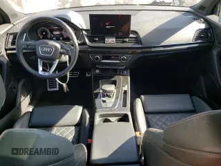 2023 Audi SQ5 Premium Plus with VIN WA1B4AFY9P2147524, listed as a Copart auction lot 60696554 with 7,433 mi miles and Salvage Title. Bid and sale history available at DreamBid. Image 8.