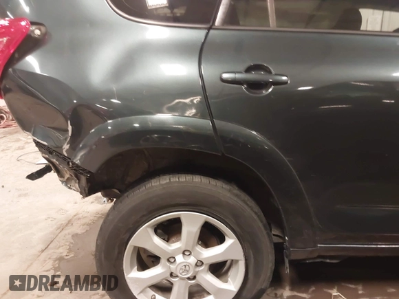 2011 Toyota RAV4 Ltd with VIN 2T3DK4DV6BW045404, listed as a IAAI auction lot 41052665 with 160,690 mi miles. Bid and sale history available at carsss.com. Image 15.