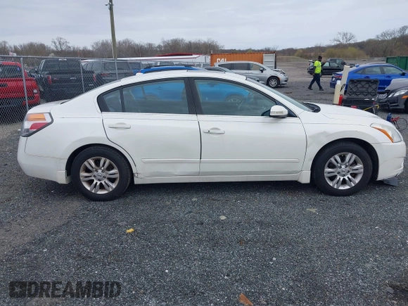 2010 Nissan Altima 2.5 S with VIN 1N4AL2AP5AC185266, listed as a IAAI auction lot 41938243 with 52,453 mi miles. Bid and sale history available at carsss.com. Image 13.