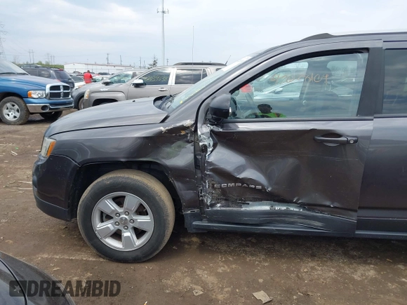 2016 Jeep Compass Sport with VIN 1C4NJCBA6GD543267, listed as a IAAI auction lot 42028109 with 105,118 mi miles and . Bid and sale history available at DreamBid. Image 6.