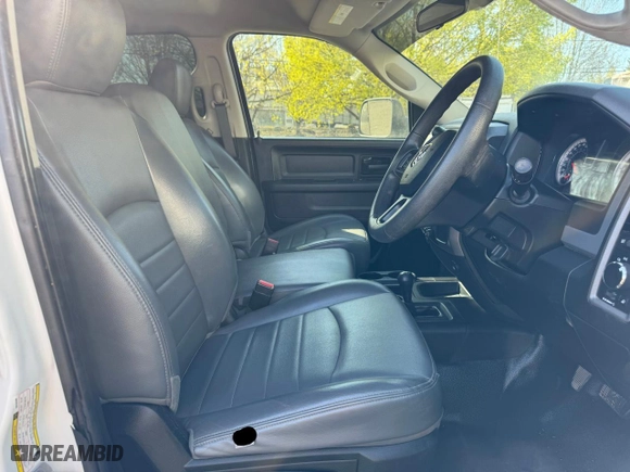 2018 Ram 2500 Tradesman with VIN 3C6UR5HJ0JG425286, listed as a Copart auction lot 53004705 with 149,581 mi miles and Clean Title. Bid and sale history available at carsss.com. Image 5.