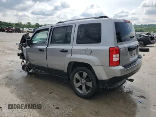2017 Jeep Patriot Sport SE with VIN 1C4NJPBA7HD212383, listed as a Copart auction lot 58318325 with Not provided miles and Salvage title. Bid and sale history available at DreamBid. Image 2.