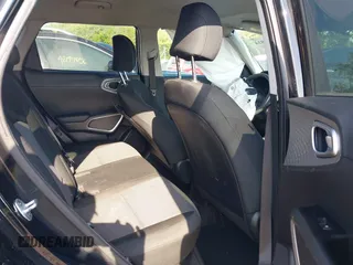 2020 Kia Soul LX z VIN KNDJ23AU7L7045790, wystawiony jako IAAI lot #42193476 z przebiegiem 48 150 mil mil oraz . Historia ofert i sprzedaży dostępna na DreamBid. Obrazek 8.
