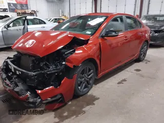 2020 Kia Forte GT-Line z VIN 3KPF34AD3LE206998, wystawiony jako IAAI lot #41913481 z przebiegiem 68 379 mil mil oraz . Historia ofert i sprzedaży dostępna na DreamBid. Obrazek 21.
