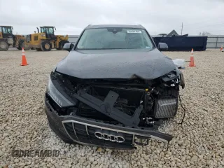 2020 Audi Q7 Prestige with VIN WA1VXAF74LD008654, listed as a Copart auction lot 50490785 with 65,868 mi miles and Salvage title. Bid and sale history available at DreamBid. Image 5.