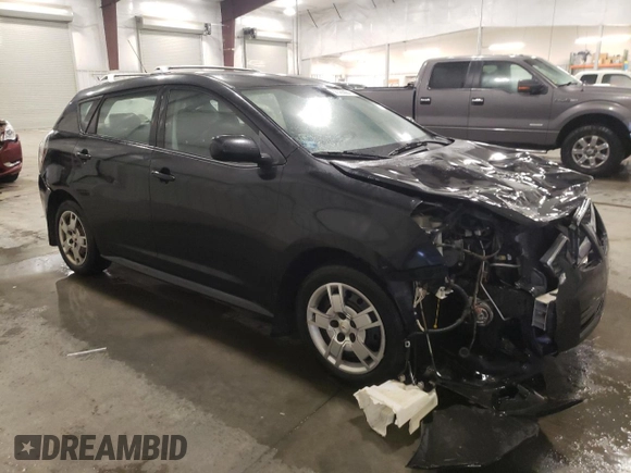 2010 Pontiac Vibe with VIN 5Y2SM6E0XAZ418314, listed as a Copart auction lot 86565084 with 220,876 mi miles and Salvage Title. Bid and sale history available at carsss.com. Image 4.