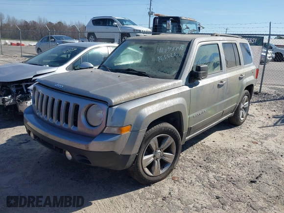 2014 Jeep Patriot Sport with VIN 1C4NJPBBXED757823, listed as a IAAI auction lot 41839740 with 186,218 mi miles and . Bid and sale history available at carsss.com. Image 2.