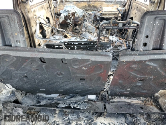2006 Hummer H3 with VIN 5GTDN136568297746, listed as a Copart auction lot 74004254 with Not Provided miles and Non Repairable. Bid and sale history available at DreamBid. Image 8.