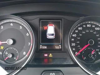 2019 Volkswagen Atlas SE z VIN 1V2WR2CA9KC503400, wystawiony jako IAAI lot #41920119 z przebiegiem 91 208 mil mil oraz . Historia ofert i sprzedaży dostępna na DreamBid. Obrazek 7.