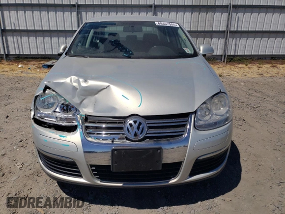 2010 Volkswagen Jetta Limited Edition с VIN 3VWAZ7AJ5AM095631, выставлен на аукционе Copart как лот 65407545 с пробегом 120 103 миль миль и Списание • Salvage title. История ставок и продаж доступна на DreamBid. Изображение 5.