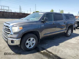 2017 Toyota Tundra 2WD SR5 with VIN 5TFEY5F13HX223809, listed as a Copart auction lot 51860385 with 83,249 mi miles and Salvage Title. Bid and sale history available at carsss.com. Image 1.