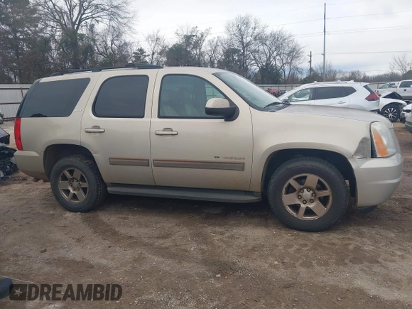 2009 GMC Yukon SLT w/4SA with VIN 1GKEC33379R300278, listed as a IAAI auction lot 41617937 with 240,623 mi miles. Bid and sale history available at carsss.com. Image 13.