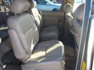 2000 Toyota Sienna LE with VIN 4T3ZF13C9YU189305, listed as a IAAI auction lot 42201168 with 218,254 mi miles and . Bid and sale history available at DreamBid. Image 8.