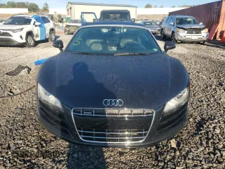 2011 Audi R8 z VIN WUAVNAFG5BN000537, wystawiony jako Copart lot #79313334 z przebiegiem Nie podano mil oraz Szkody całkowita. Historia ofert i sprzedaży dostępna na DreamBid. Obrazek 5.