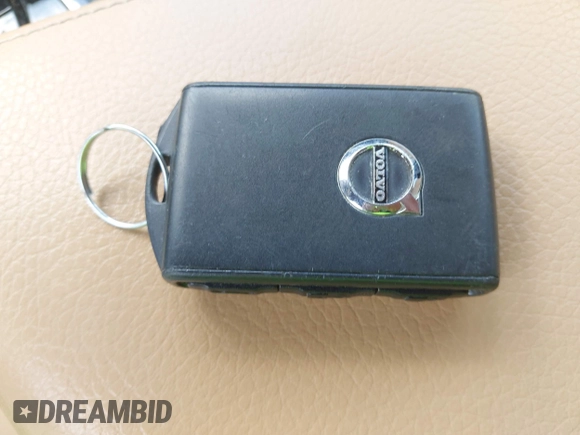 2020 Volvo XC60 Momentum с VIN YV4102RK6L1582721, выставлен на аукционе IAAI как лот 42189782 с пробегом 120 704 миль миль и . История ставок и продаж доступна на DreamBid. Изображение 11.