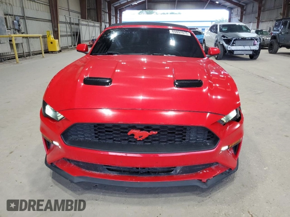 2020 Ford Mustang EcoBoost z VIN 1FATP8UH6L5125878, wystawiony jako Copart lot #60897975 z przebiegiem 70 475 mil mil oraz Szkoda całkowita • Salvage title. Historia ofert i sprzedaży dostępna na DreamBid. Obrazek 5.