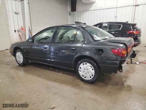 2002 Saturn SL with VIN 1G8ZK52762Z289581, listed as a Copart auction lot 44342185 with 236,483 mi miles and Non Repairable. Bid and sale history available at carsss.com. Image 2.