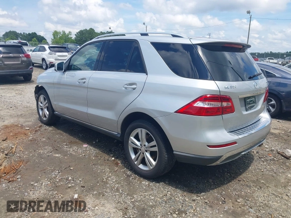 2015 Mercedes-Benz M 350 with VIN 4JGDA5HB6FA457380, listed as a IAAI auction lot 42498424 with 100,029 mi miles and . Bid and sale history available at DreamBid. Image 3.