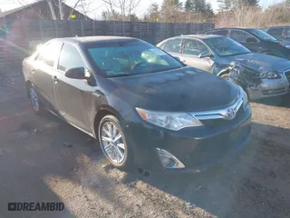 2012 Toyota Camry Hybrid XLE with VIN 4T1BD1FK3CU030064, listed as a IAAI auction lot 41872634 with 373,897 mi miles. Bid and sale history available at carsss.com. Image 1.