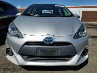2015 Toyota Prius c One with VIN JTDKDTB30F1099699, listed as a Copart auction lot 49233655 with 106,041 mi miles and Salvage Title. Bid and sale history available at carsss.com. Image 5.