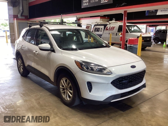 2020 Ford Escape SE z VIN 1FMCU0G60LUC60855, wystawiony jako IAAI lot #42815359 z przebiegiem 116 708 mil mil oraz . Historia ofert i sprzedaży dostępna na DreamBid. Obrazek 18.