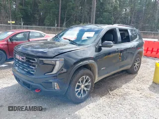2024 GMC Acadia AWD AT4 z VIN 1GKENPKSHRJ155390, wystawiony jako IAAI lot #41510512 z przebiegiem Nie podano mil oraz . Historia ofert i sprzedaży dostępna na DreamBid. Obrazek 2.