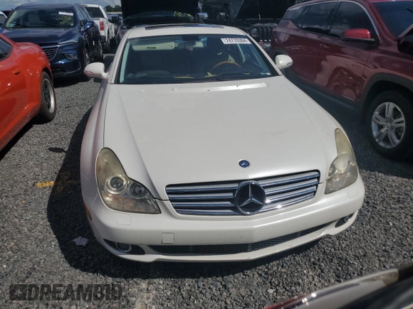 2006 Mercedes-Benz CLS-Class with VIN WDDDJ75X86A077348, listed as a Copart auction lot 74770304 with 0 mi miles and Salvage Title. Bid and sale history available at carsss.com. Image 5.