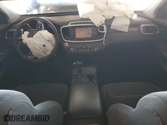 2020 Kia Sorento S z VIN 5XYPG4A57LG615123, wystawiony jako Copart lot #56391775 z przebiegiem Nie podano mil oraz Czysty tytuł • Clean title. Historia ofert i sprzedaży dostępna na DreamBid. Obrazek 8.