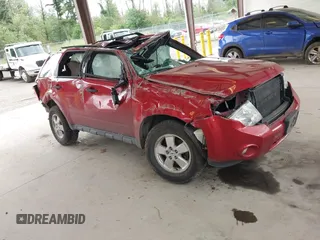 2012 Ford Escape XLT z VIN 1FMCU9D74CKB92167, wystawiony jako IAAI lot #42618310 z przebiegiem Nie podano mil oraz . Historia ofert i sprzedaży dostępna na DreamBid. Obrazek 1.
