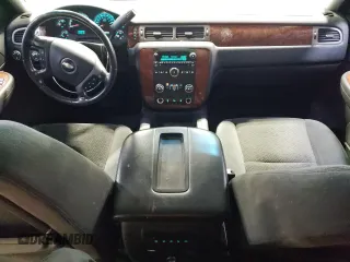 2008 Chevrolet Avalanche LTZ with VIN 3GNFK12398G110397, listed as a Copart auction lot 61270475 with 170,262 mi miles and Clean title. Bid and sale history available at DreamBid. Image 8.