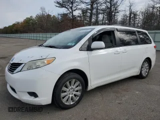 2012 Toyota Sienna LE with VIN 5TDJK3DC5CS040337, listed as a Copart auction lot 50701935 with 201,024 mi miles and Salvage Title. Bid and sale history available at carsss.com. Image 1.