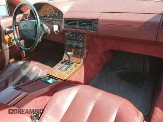 1990 Mercedes-Benz 500 с VIN WDBFA66E1LF010064, выставлен на аукционе Copart как лот 55381765 с пробегом 171 128 миль миль и Списание • Salvage title. История ставок и продаж доступна на DreamBid. Изображение 8.