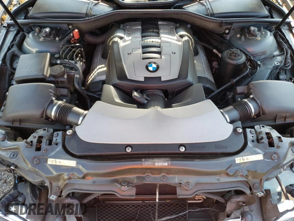 2006 BMW 7 Series 750Li with VIN WBAHN83546DT34797, listed as a Copart auction lot 60511685 with 92,565 mi miles and Salvage title. Bid and sale history available at DreamBid. Image 11.