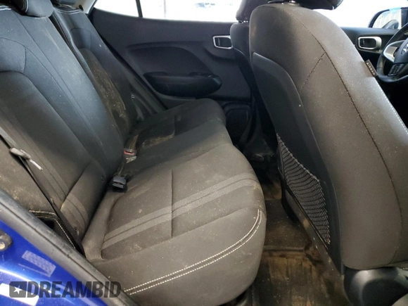 2024 Hyundai Venue SEL z VIN KMHRC8A34RU303337, wystawiony jako Copart lot #51419375 z przebiegiem Nie podano mil oraz Czysty tytuł • Clean title. Historia ofert i sprzedaży dostępna na DreamBid. Obrazek 11.