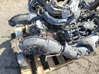 2016 McLaren 570S z VIN SBM13DAA8GW000241, wystawiony jako Copart lot #60421094 z przebiegiem Nie podano mil oraz Nie do naprawy. Historia ofert i sprzedaży dostępna na DreamBid. Obrazek 10.