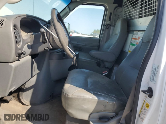 2007 Ford Econoline Cargo Commercial with VIN 1FTNS24W27DA83881, listed as a Copart auction lot 71449644 with 211,604 mi miles and Clean Title. Bid and sale history available at DreamBid. Image 7.